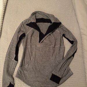 Lululemon Gray and Black Pullover